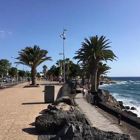 Vila In Puerto Del Carmen Sleeps 5 With Pool Puerto del Carmen (Lanzarote)
